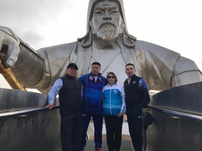 Монгольский мас-рестлинг открыт для всего мира 